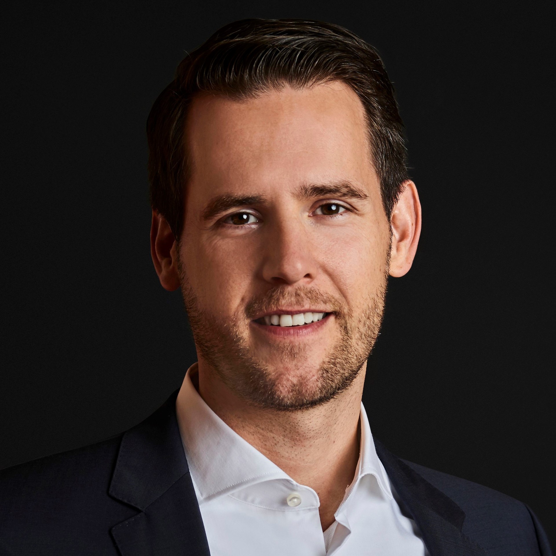 Photo of Dr. Simon Caspary
